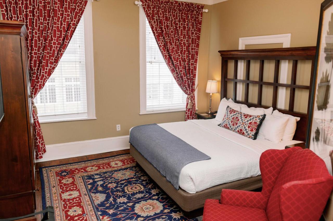 The Marshall House, Historic Inns Of Savannah Collection Екстериор снимка
