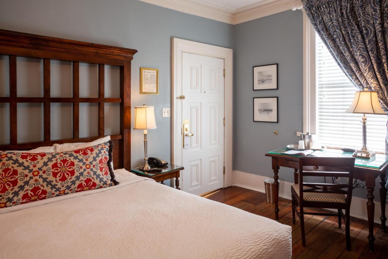 The Marshall House, Historic Inns Of Savannah Collection Екстериор снимка